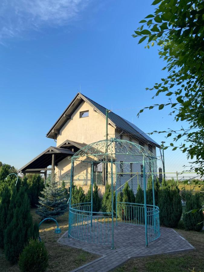 Apartmán Green Oasis Stolniceni-Prajescu Exteriér fotografie
